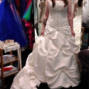 David's Bridal Wedding Dress